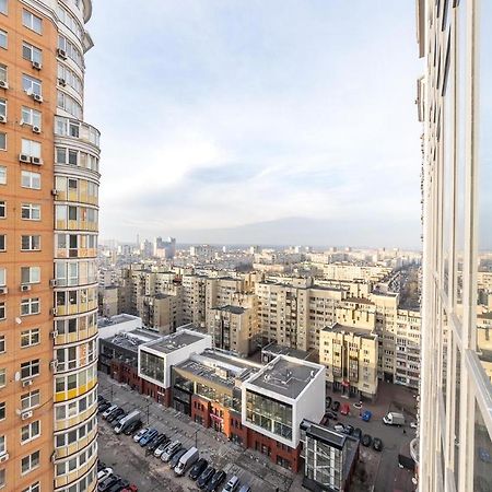 Luxury Apartments Smartplaza Obolon Metro Minskai Kiev Eksteriør billede