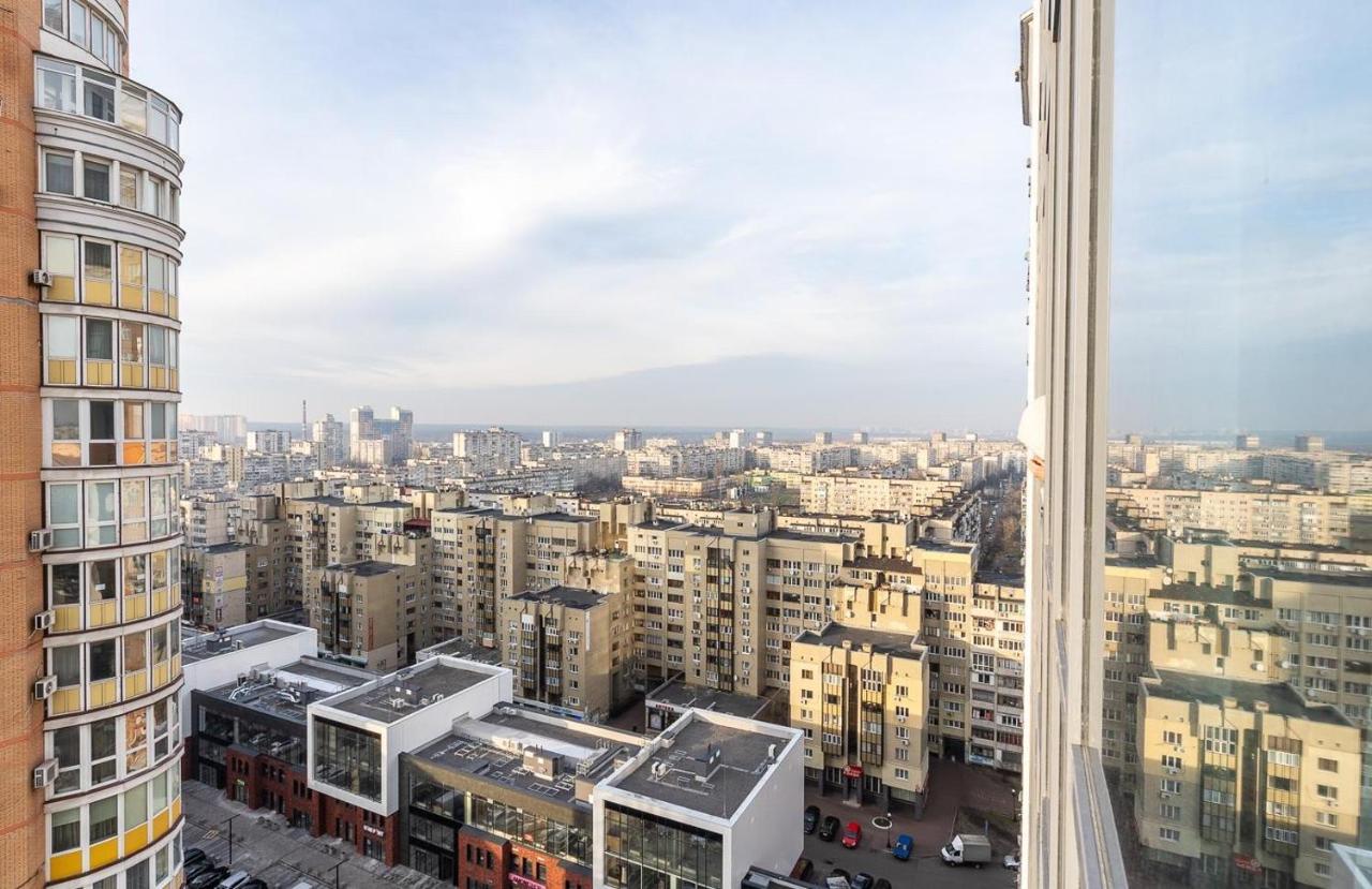 Luxury Apartments Smartplaza Obolon Metro Minskai Kiev Eksteriør billede