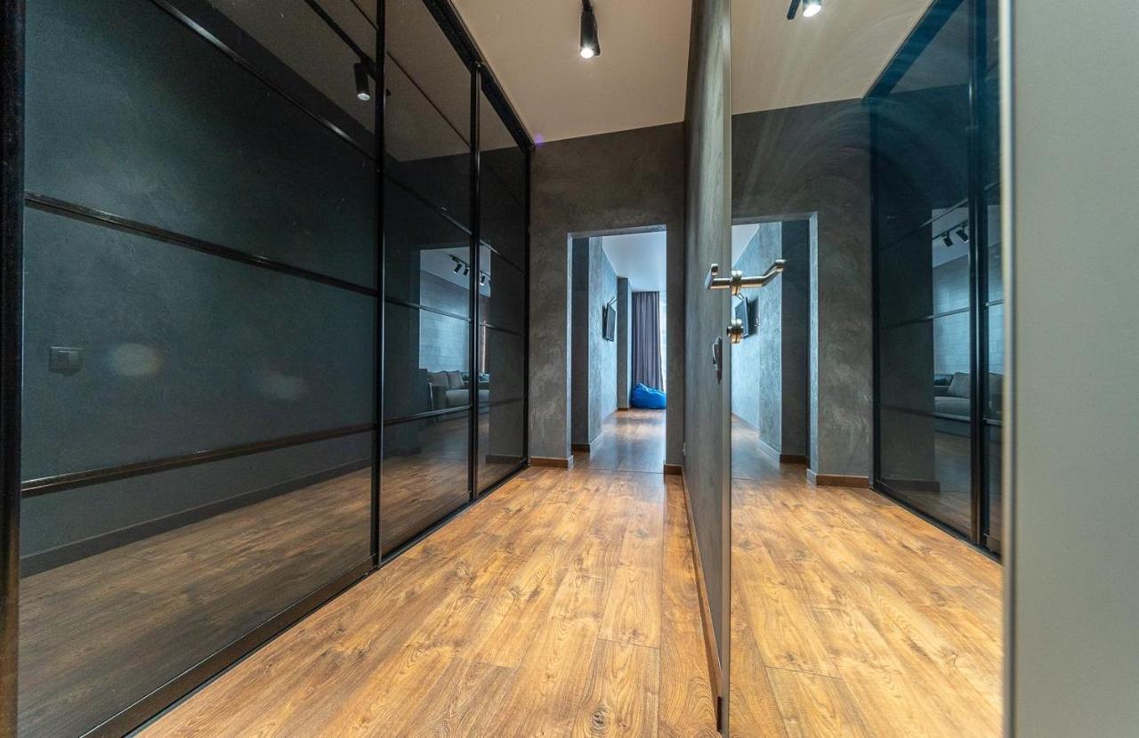 Luxury Apartments Smartplaza Obolon Metro Minskai Kiev Eksteriør billede